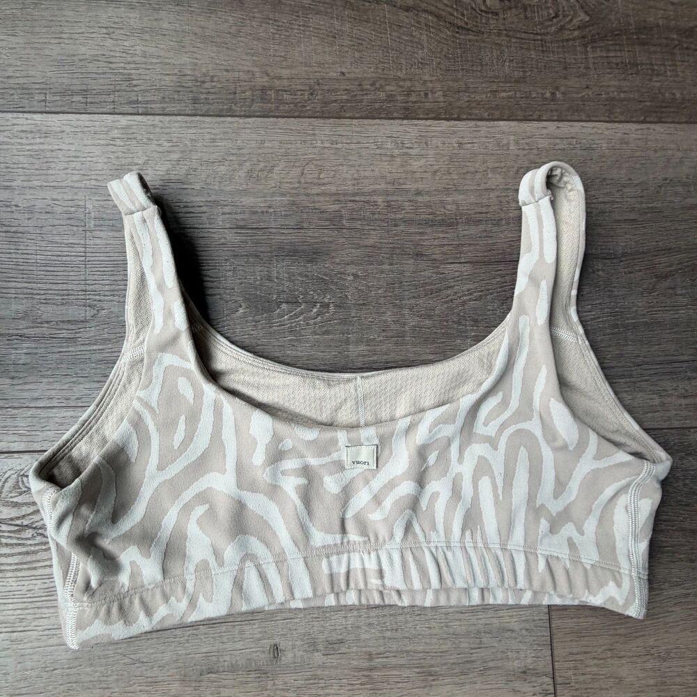 Vuori Beige Mace Jacquard Sports Bra Large Stretchy Gym Yoga Run